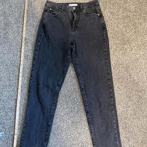 Garage Denim Mom Jeans Black Size 27